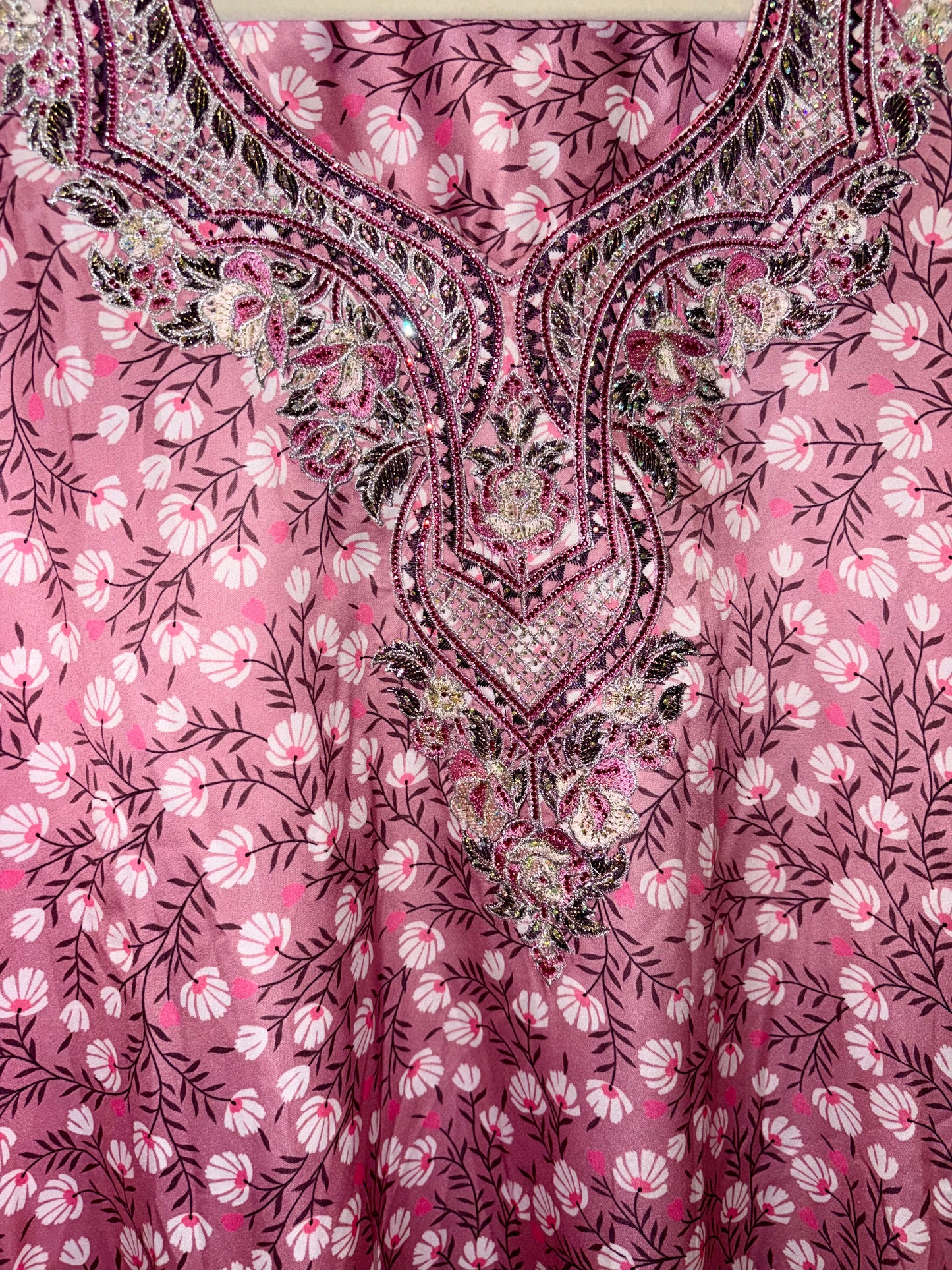 Mukhawwar Dress 32