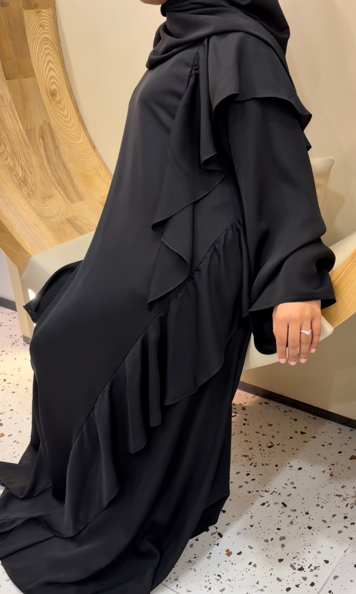 Hala Abaya