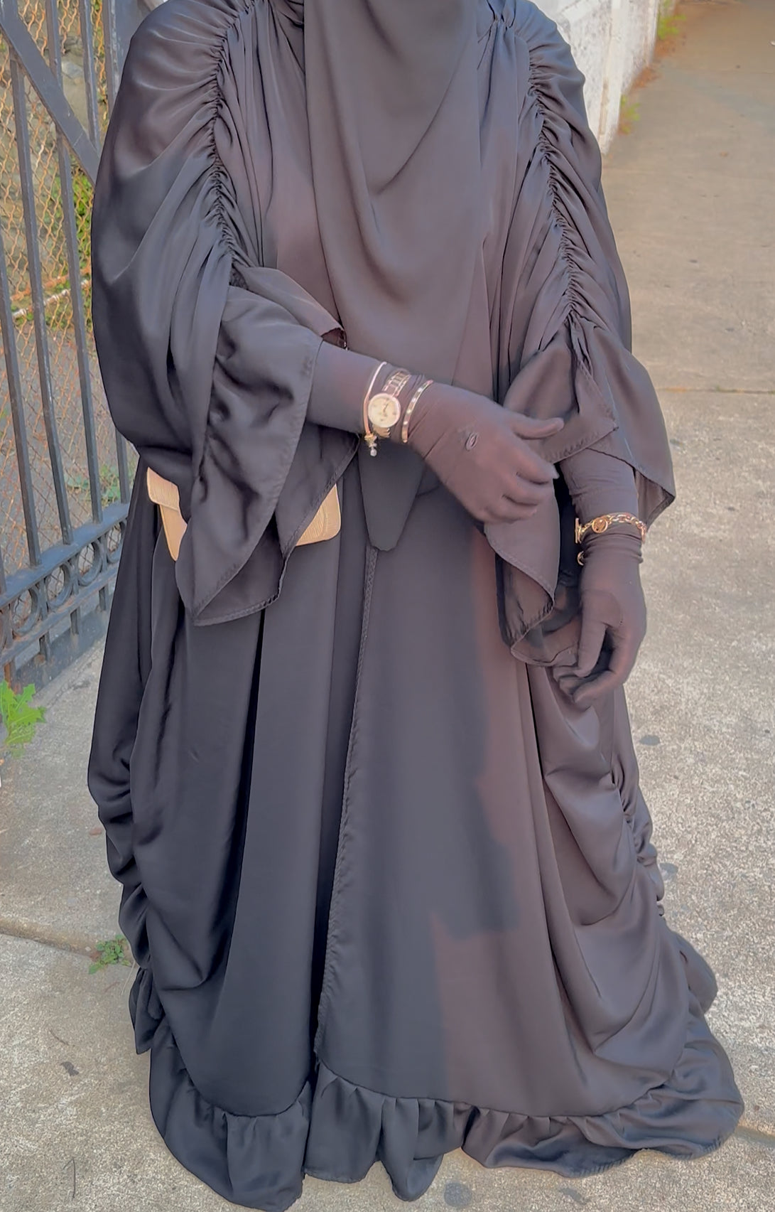 Talibah Open Abaya