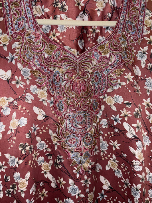 Mukhawwar Dress 17