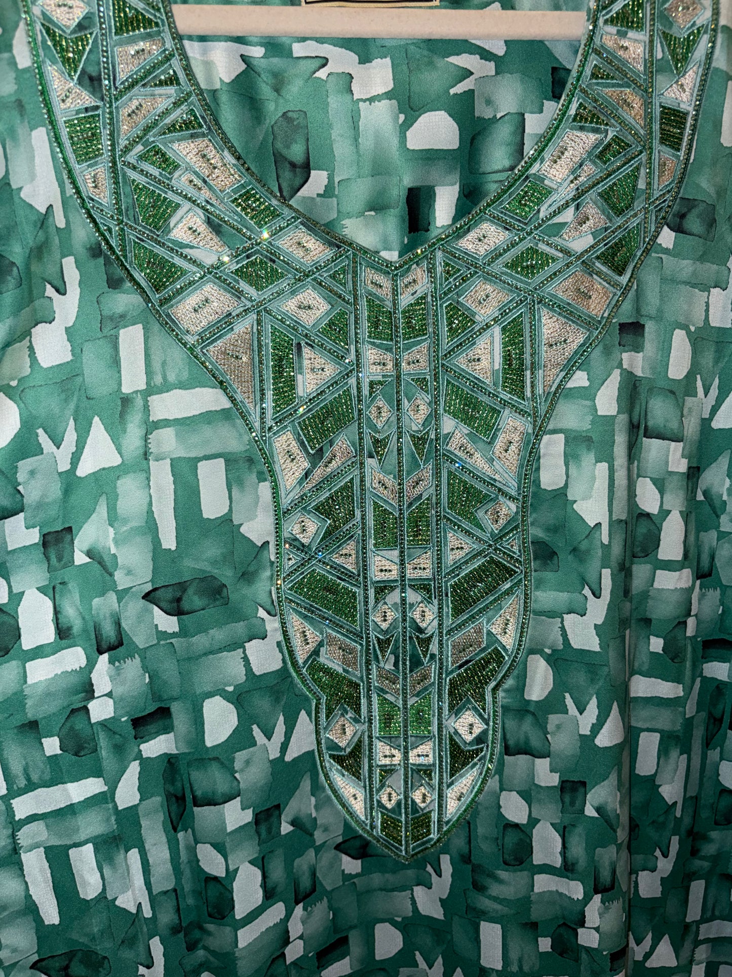 Mukhawwar Dress 18