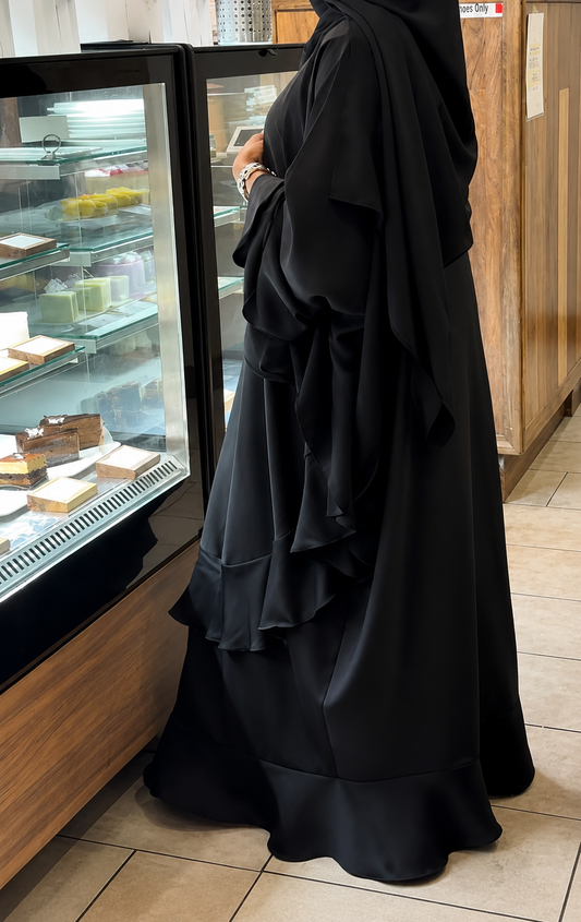 Waliyah Wavy Bisht